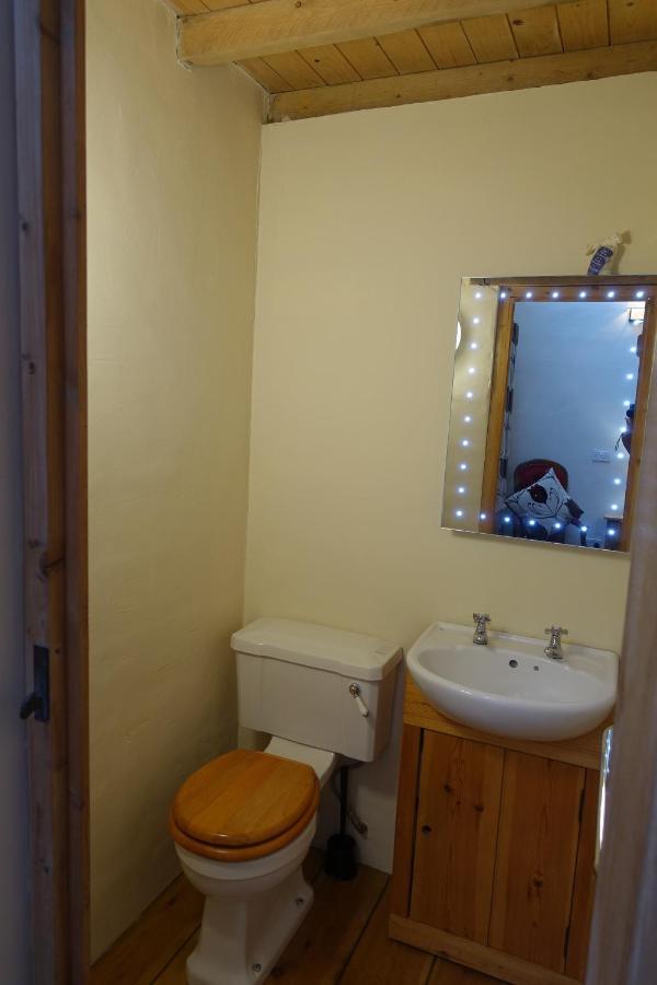 Shed End, In 18Th Century Lothersdale Mill Bd20 8En Esterno foto